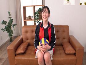 躍動！輝く汗と笑顔弾ける青春ド真ん中の運動部に所属する部活女子たちが素股に挑戦！保健体育の課外授業と称して、鍛えあげられた反り勃つデカチンを激しく擦りつけられ火が付き、そのまま生挿入！連続中出しSEX！！　サンプル画像13